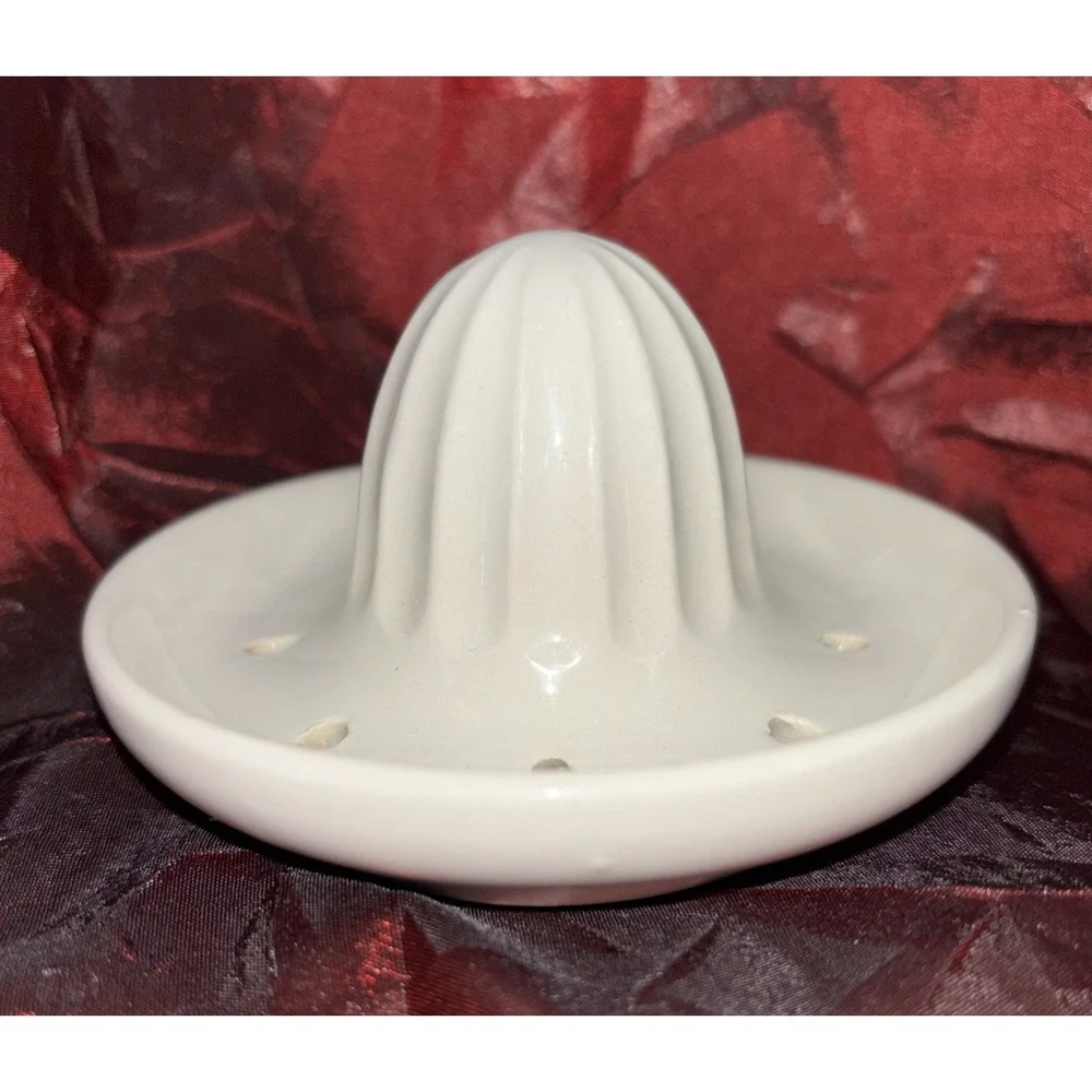 Vintage Mini Ceramic Round‎ Lemon/Lime Juicer Reamer Topper For Mug or Cup EUC
